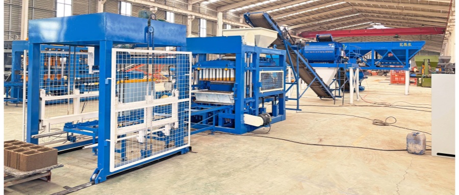 QT6-15-Automatic-Block-Machine qt5 15 brick machine